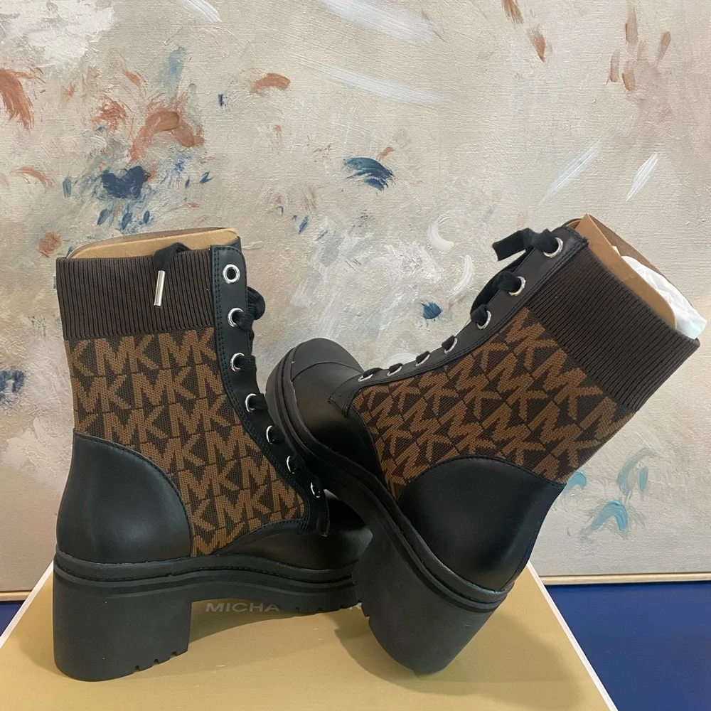 NEW - Michael Kors Brea Bootie Black and Brown Lace-Up Boots. Durable beauty! - Picture 7 of 10